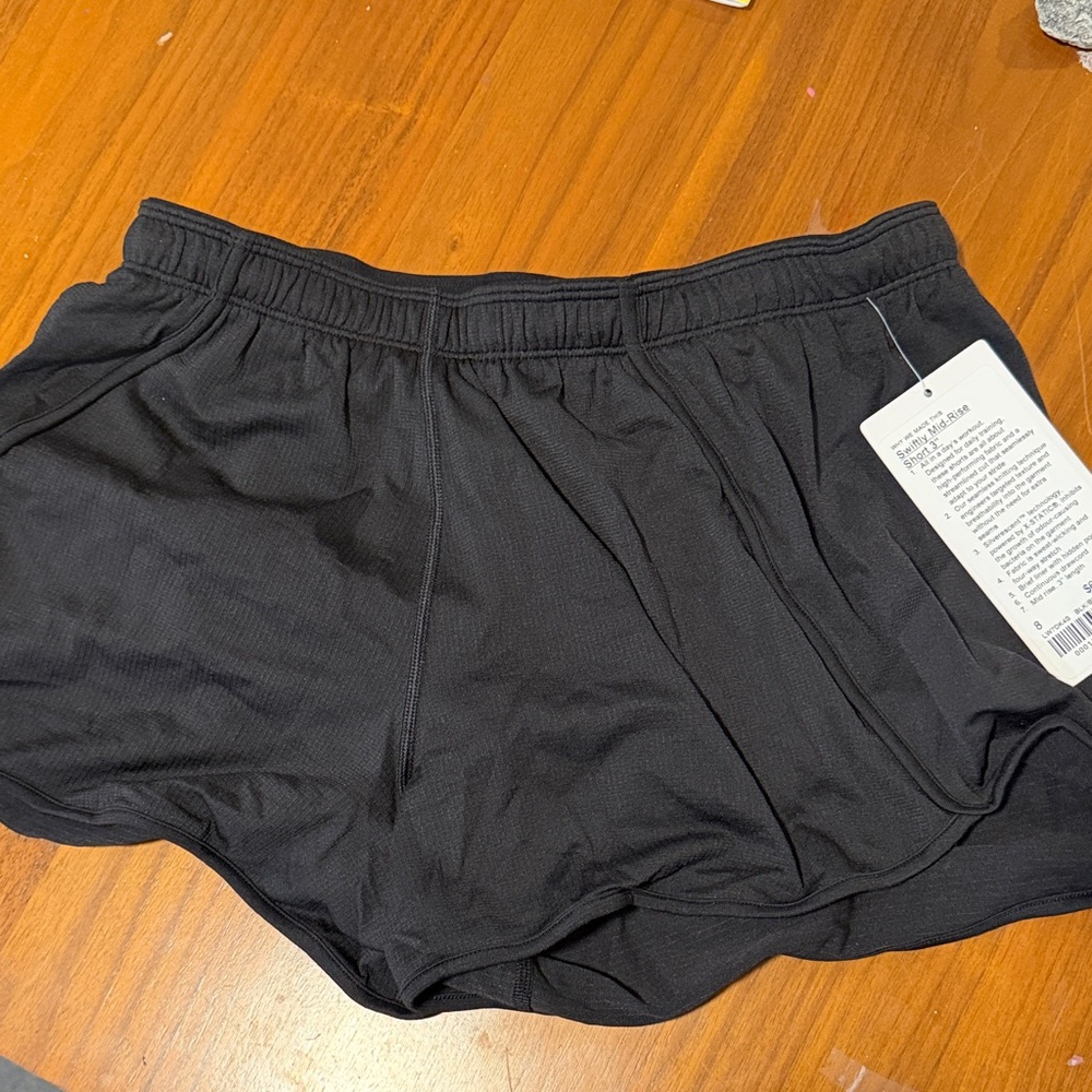 lululemon swiftly mid-rise shorts 3”